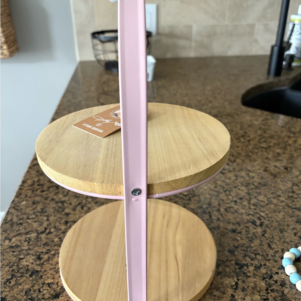 Limited edition Dolly Parton Pink Tiered Tray NWT - Picture 9 of 9